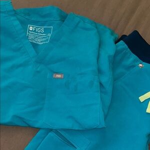 Figs Teal Scrub Set